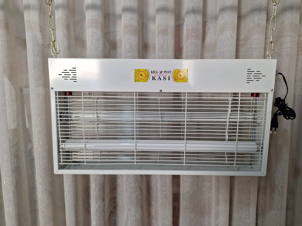 نحوه استفاده صحیح از حشره کش برقی برای نتیجهگیری سریع | کالای برق فروغی حشره کش برقی استفاده صحیح از حشره کش برقی