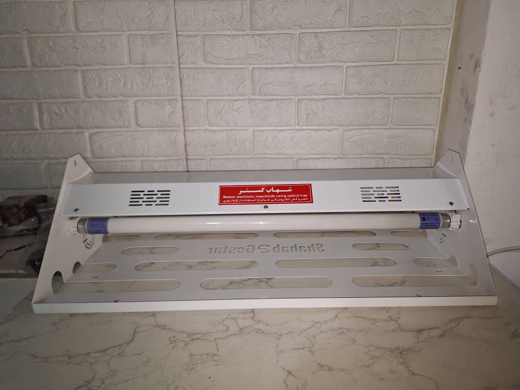 اهمیت ایمنی حشره‌ کش‌ های برقی برای کودکان | کالای برق فروغی حشره کش برقی